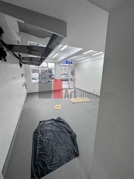 Doamna Ghica Spatiu comercial (ideal Horeca) de inchiriat