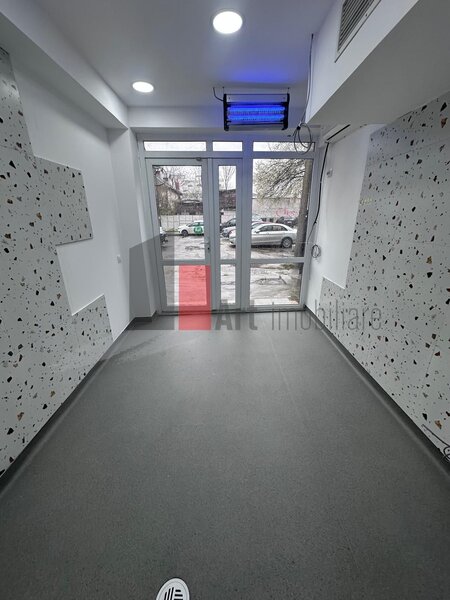 Doamna Ghica Spatiu comercial (ideal Horeca) de inchiriat